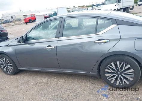 2024 Nissan Altima Sv Fwd z USA, uszkodzony, nr VIN 1N4BL4DV8RN354819